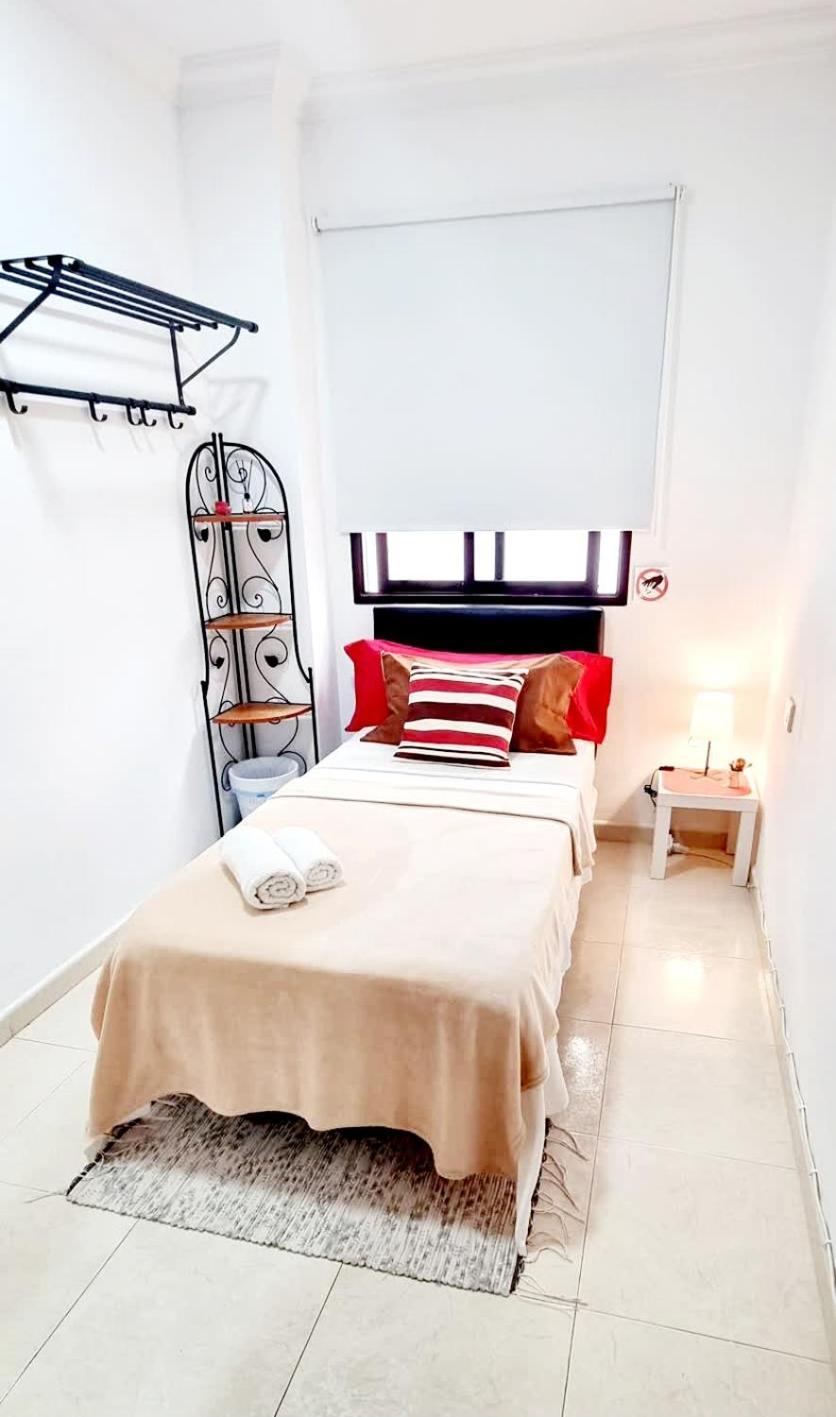 Almar We Go! Habitaciones Privadas En Alcala - Private Rooms - Pieces Privees - In Shared Apartment Eksteriør bilde