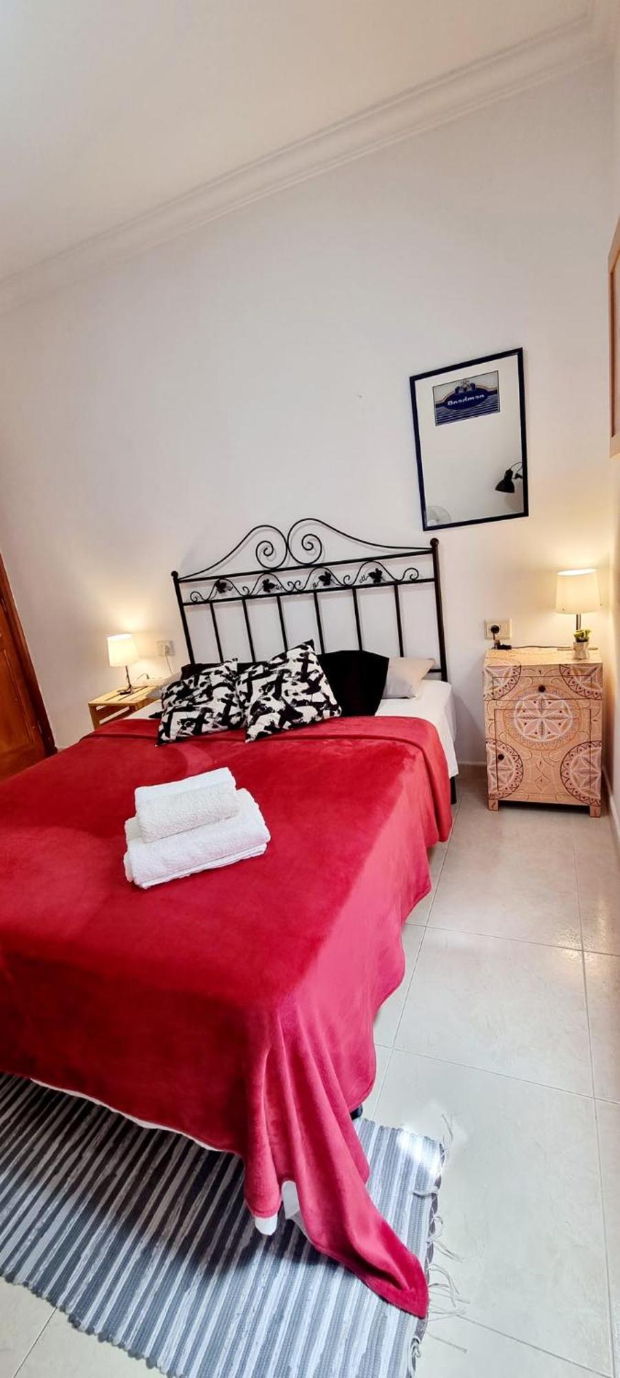 Almar We Go! Habitaciones Privadas En Alcala - Private Rooms - Pieces Privees - In Shared Apartment Eksteriør bilde