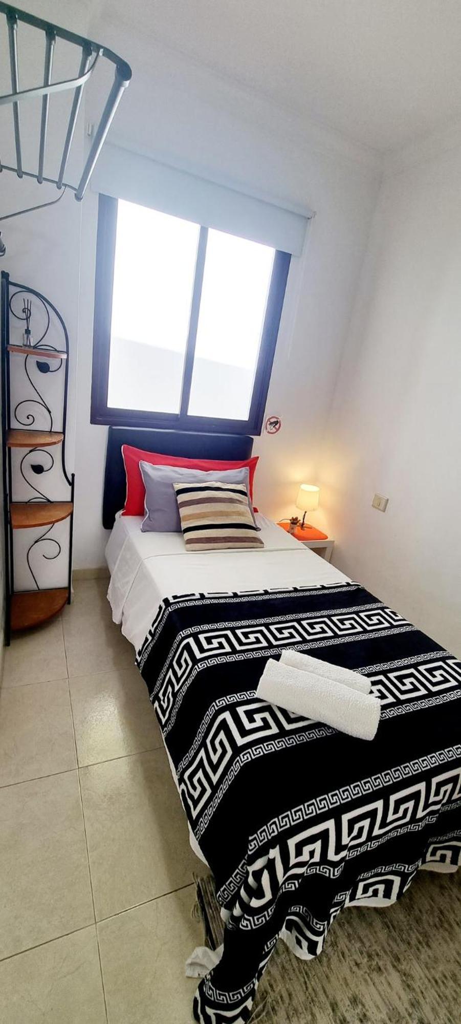 Almar We Go! Habitaciones Privadas En Alcala - Private Rooms - Pieces Privees - In Shared Apartment Eksteriør bilde